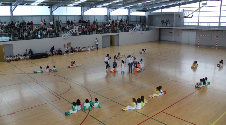 Pavilhao; espaço; escola-privada